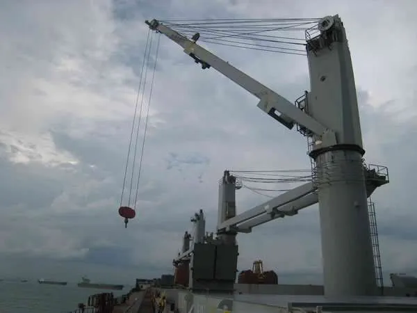 Hägglunds crane repairs