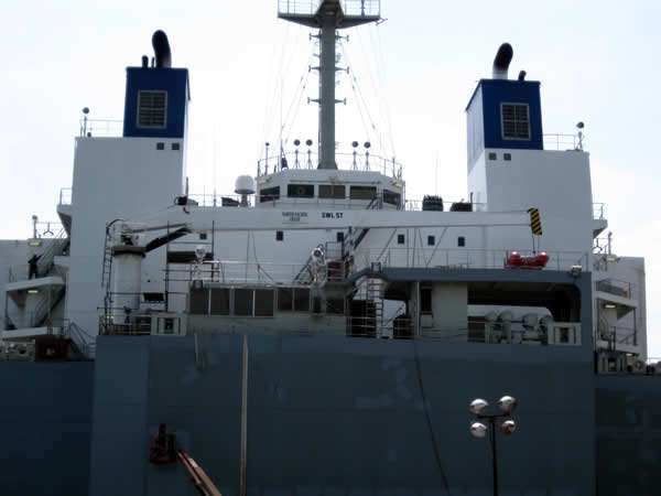 North Pacific Crane Installation 1